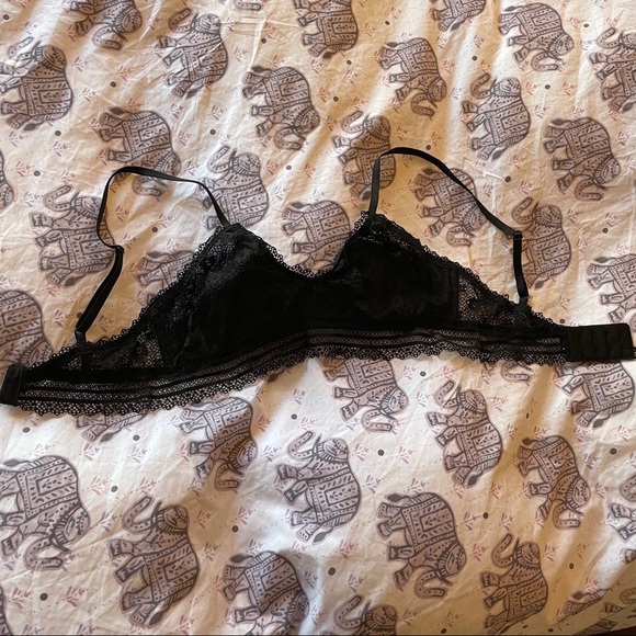 3/$30 | VS Black Lacey bralette - Picture 3 of 4